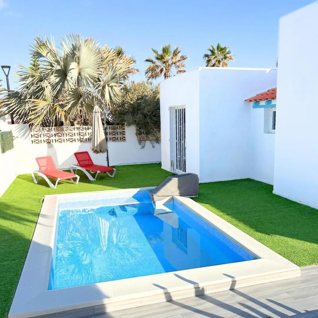 Beachfront Villa - La Casa Del Mar コラレホ スペイン